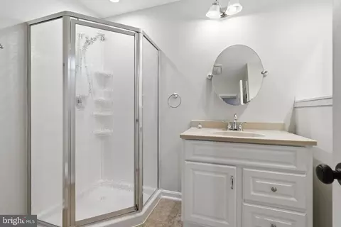 Bath - 1294 Doubleday Dr, Arnold, MD 21012 photo 4 of 4