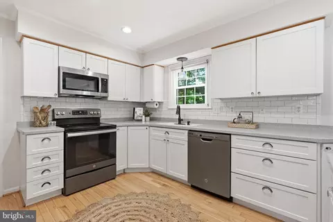 Kitchen - 1294 Doubleday Dr, Arnold, MD 21012 photo 3 of 5