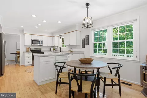 Kitchen - 1294 Doubleday Dr, Arnold, MD 21012 photo 4 of 5