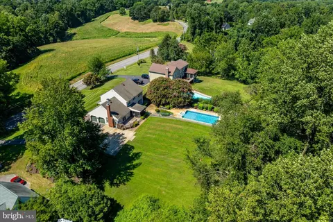 6091 Franklin Gibson Rd, Tracys Landing, MD 20779