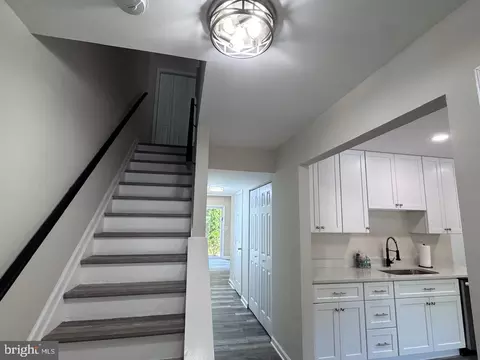 Entry Way - 1512 Winterberry Dr, Arnold, MD 21012 photo 1 of 3