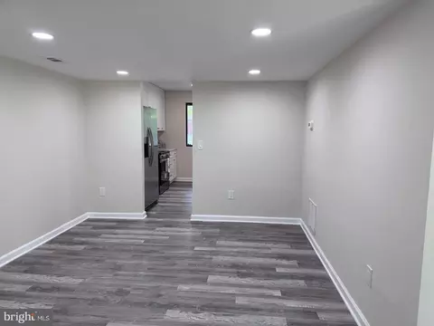 Entry Way - 1512 Winterberry Dr, Arnold, MD 21012 photo 3 of 3