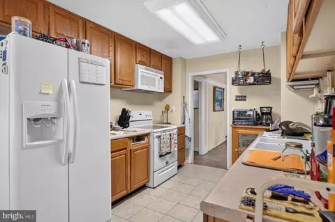 Kitchen - 231 Carvel Rd, Pasadena, MD 21122 photo 1 of 1