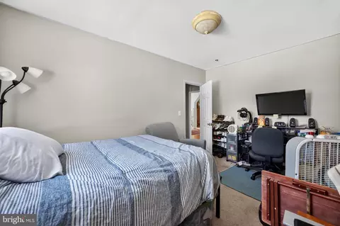 Bedroom - 231 Carvel Rd, Pasadena, MD 21122 photo 4 of 4