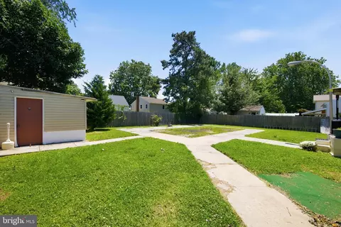 Exterior - 231 Carvel Rd, Pasadena, MD 21122 photo 6 of 9