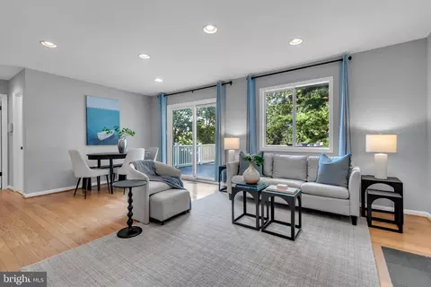 Living - 509 Schley Rd, Annapolis, MD 21401 photo 2 of 2