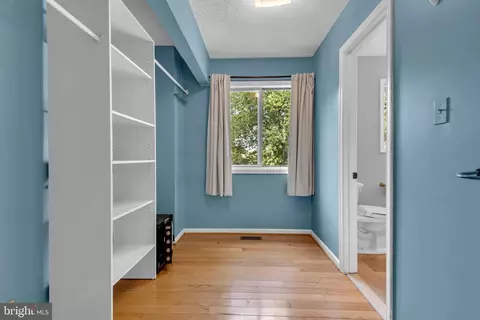 Entry Way - 509 Schley Rd, Annapolis, MD 21401 photo 2 of 3
