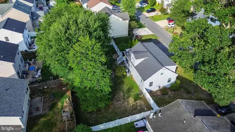 View/Area - 758 210th St, Pasadena, MD 21122 photo 3 of 5