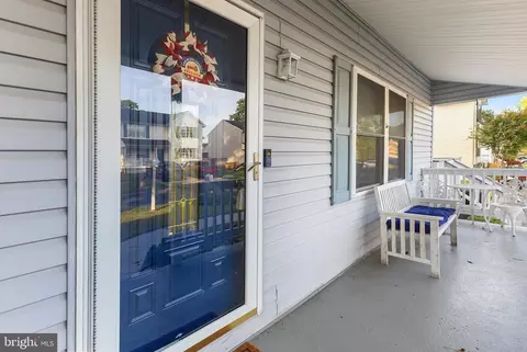 Exterior - 758 210th St, Pasadena, MD 21122 photo 2 of 10