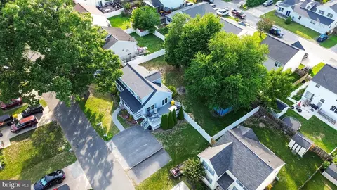 View/Area - 758 210th St, Pasadena, MD 21122 photo 2 of 5
