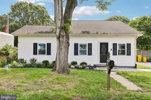 Exterior - 335 Beach Ave, Pasadena, MD 21122 photo 1 of 1