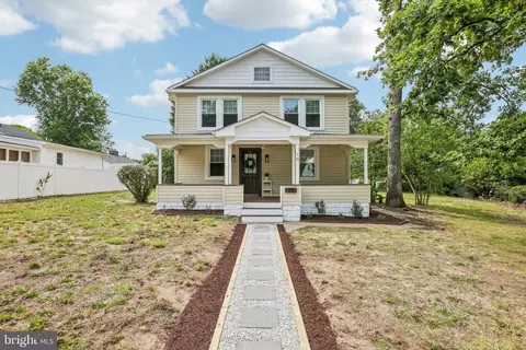 18 D St SW, Glen Burnie, MD 21061