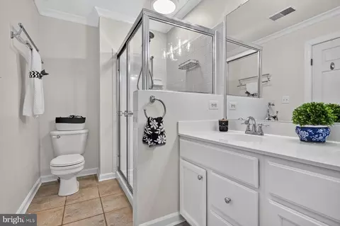 Bath - 144 Riverton Pl, Edgewater, MD 21037 photo 2 of 6