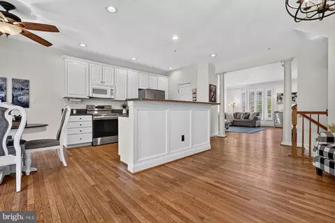 Kitchen - 144 Riverton Pl, Edgewater, MD 21037 photo 4 of 5
