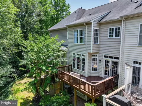 Exterior - 144 Riverton Pl, Edgewater, MD 21037 photo 3 of 4