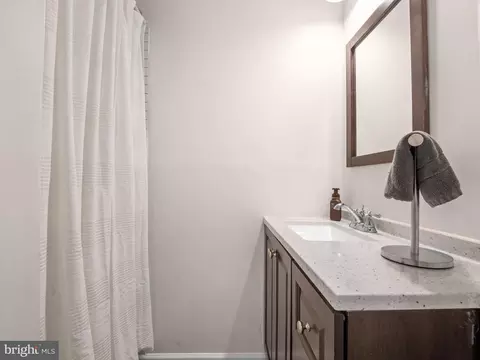 Bath - 3634 Robin Air Ct, Pasadena, MD 21122 photo 2 of 2
