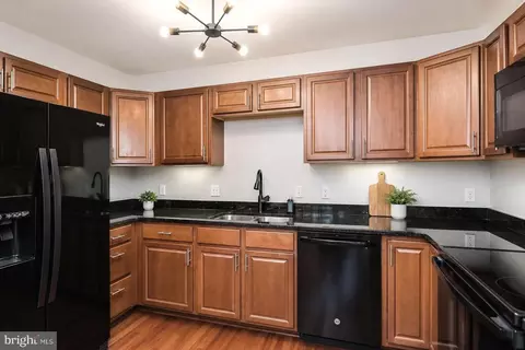 Kitchen - 7708 Shirley Ave, Pasadena, MD 21122 photo 1 of 2