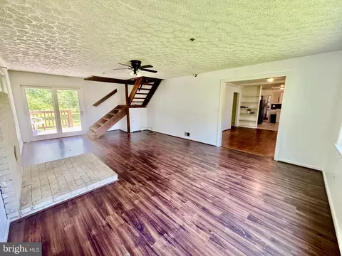 Living - 6201 Shady Side Rd, Shady Side, MD 20764 photo 5 of 9