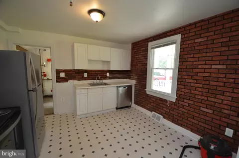 Kitchen - 6201 Shady Side Rd, Shady Side, MD 20764 photo 1 of 2