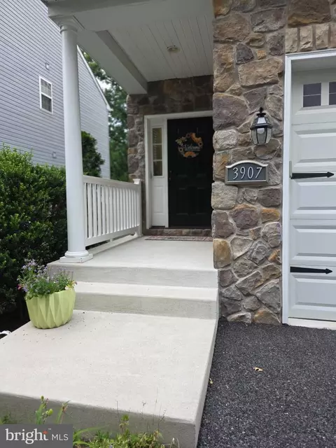 Exterior - 3907 Cleaver Ct, Pasadena, MD 21122 photo 6 of 7
