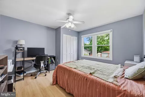 Bedroom - 317 Kenmore Ave, Edgewater, MD 21037 photo 5 of 5