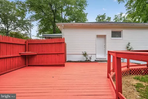 251 9th St, Pasadena, MD 21122 photo 42