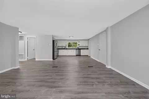 251 9th St, Pasadena, MD 21122 photo 14