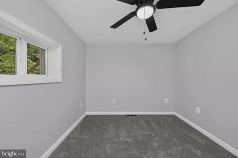 251 9th St, Pasadena, MD 21122 photo 22
