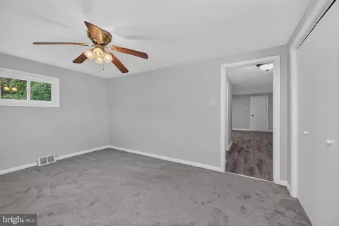 251 9th St, Pasadena, MD 21122 photo 31