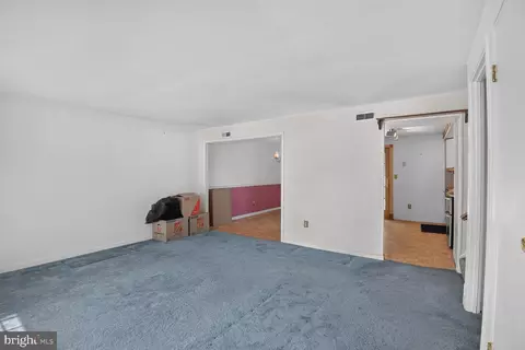 Living - 820 Grimsby Garth, Arnold, MD 21012 photo 2 of 6