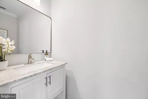 Entry Way - 3708 6th Ave, Edgewater, MD 21037 photo 1 of 8