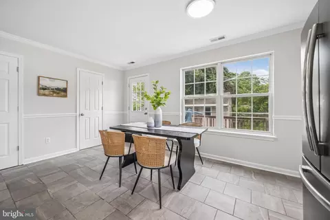 Dining - 3708 6th Ave, Edgewater, MD 21037 photo 2 of 2