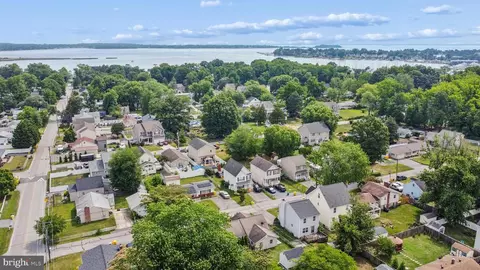 View/Area - 3708 6th Ave, Edgewater, MD 21037 photo 5 of 5