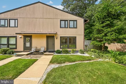 464 West Ct, Glen Burnie, MD 21061