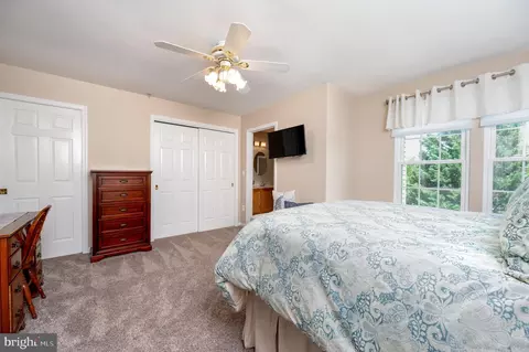 Bedroom - 334 Sundance Way, Pasadena, MD 21122 photo 3 of 4