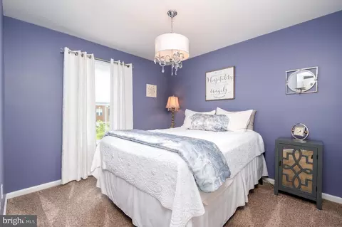 Bedroom - 334 Sundance Way, Pasadena, MD 21122 photo 4 of 4