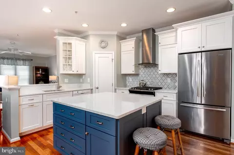 Kitchen - 334 Sundance Way, Pasadena, MD 21122 photo 3 of 4