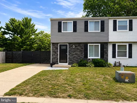 8005 Covington Ave, Glen Burnie, MD 21061