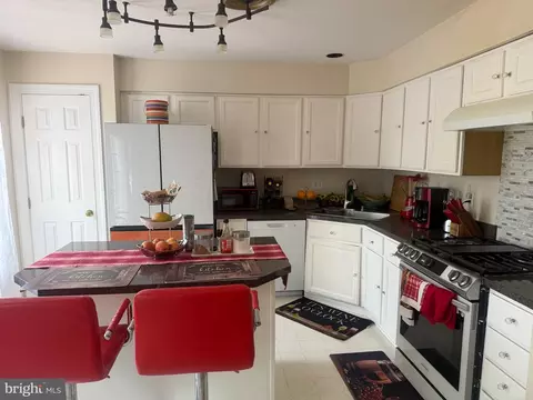 Kitchen - 3530 Hammerstone Rd, Laurel, MD 20724 photo 2 of 3
