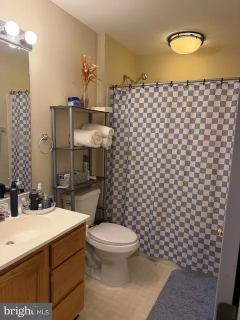 Bath - 3530 Hammerstone Rd, Laurel, MD 20724 photo 4 of 5