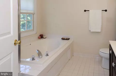 Bath - 3530 Hammerstone Rd, Laurel, MD 20724 photo 2 of 5