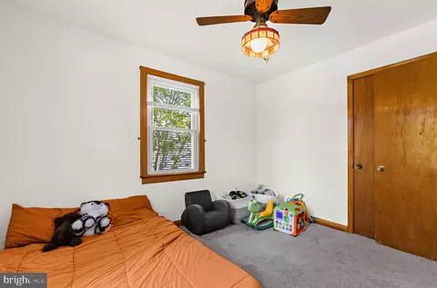 Bedroom - 205 7th Ave, Baltimore, MD 21225 photo 3 of 11