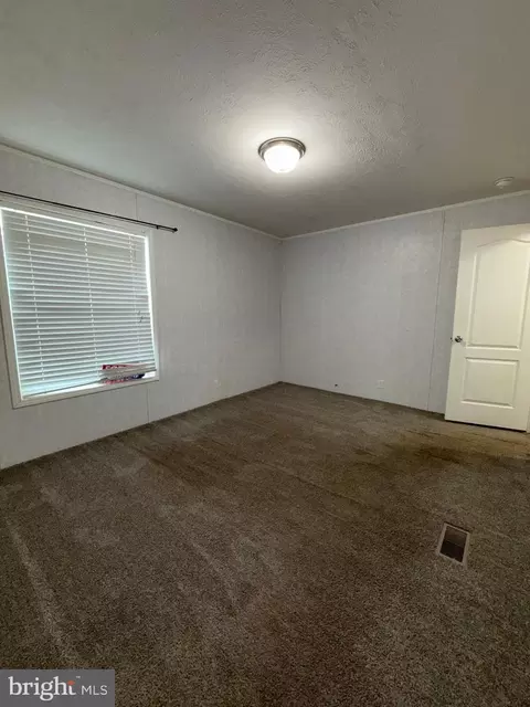 34 2nd St, Lothian, MD 20711 photo 9