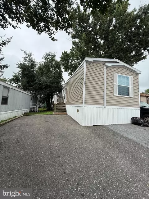 34 2nd St, Lothian, MD 20711 photo 2