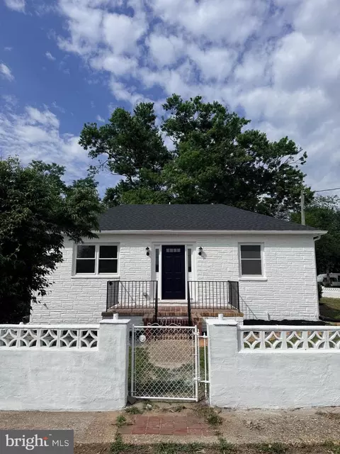 7701 Gunther Rd, Glen Burnie, MD 21060