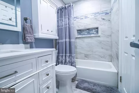 Bath - 8204 Meadow Wick Ct, Pasadena, MD 21122 photo 1 of 1