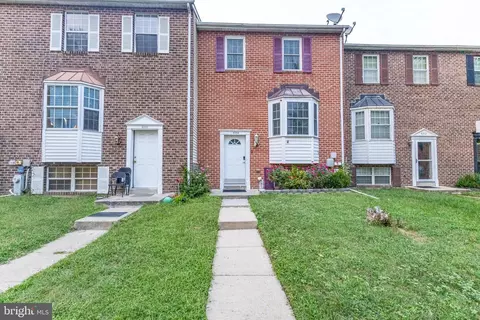 Exterior - 8204 Meadow Wick Ct, Pasadena, MD 21122 photo 3 of 3