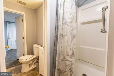 Entry Way - 8204 Meadow Wick Ct, Pasadena, MD 21122 photo 8 of 8