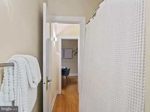 Entry Way - 111 Conduit St, Annapolis, MD 21401 photo 4 of 6