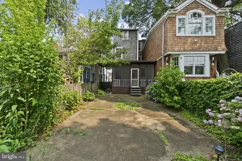 Exterior - 111 Conduit St, Annapolis, MD 21401 photo 3 of 4